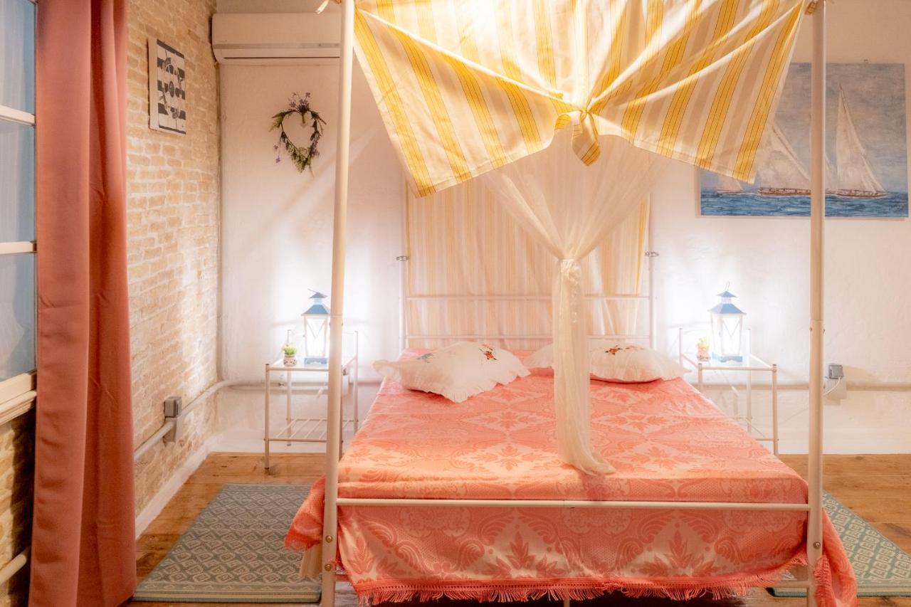 The Venetian Walls 'Central House With Private Courtyard - Charmy & Cheap' Ираклион Экстерьер фото