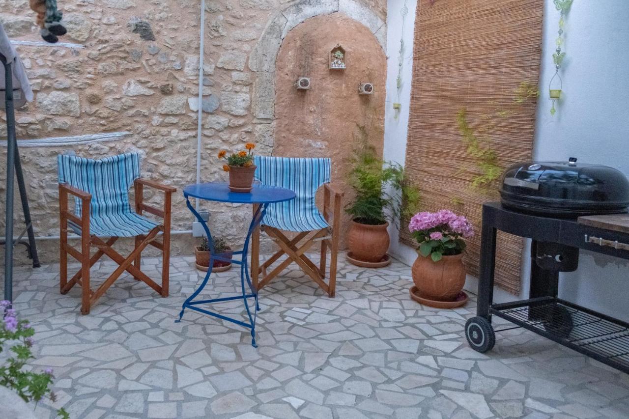 The Venetian Walls 'Central House With Private Courtyard - Charmy & Cheap' Ираклион Экстерьер фото