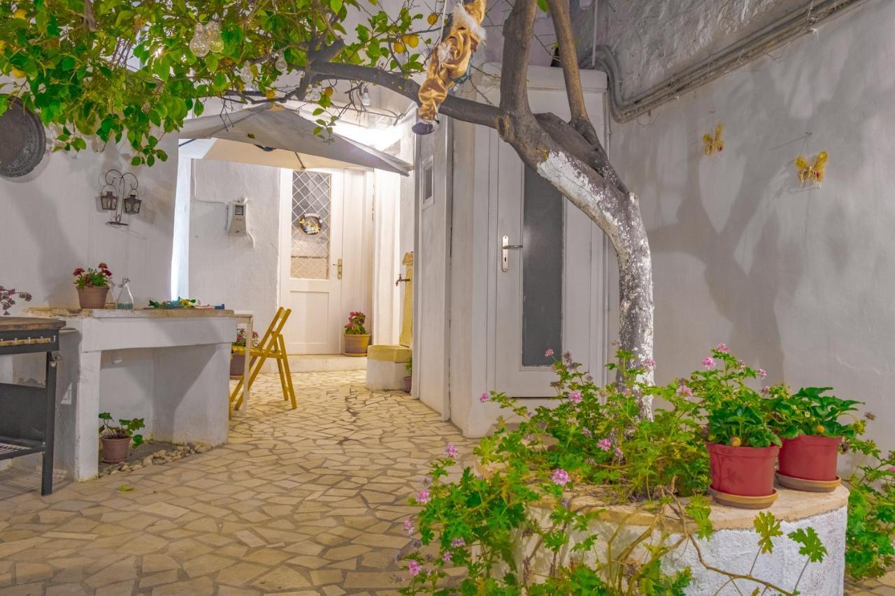 The Venetian Walls 'Central House With Private Courtyard - Charmy & Cheap' Ираклион Экстерьер фото